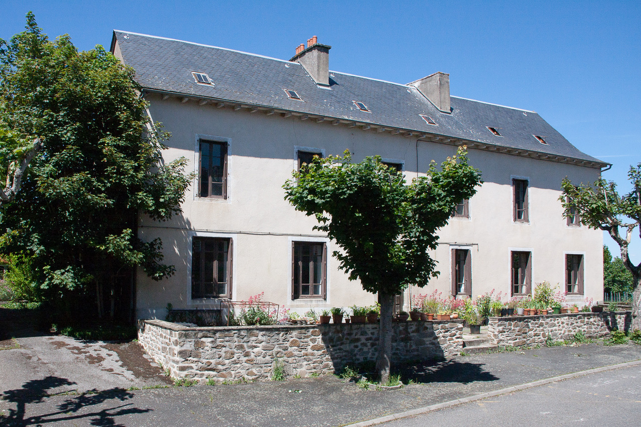 CERAMIQUE ET BIJOUTERIE